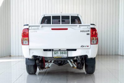 TOYOTA HILUX REVO, 2.8 J PLUS ปี 2020 โฉม STANDARD CAB