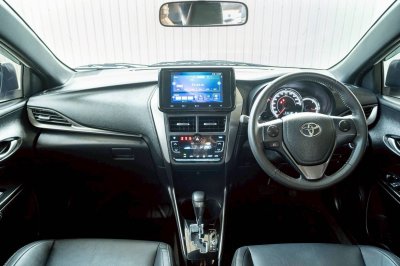 TOYOTA YARIS, 1.2 SMART ปี 2024 สีขาว โฉม ปี19-ปัจจุบัน