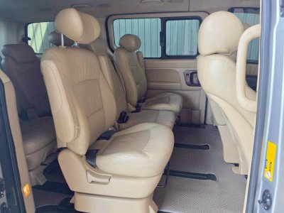 HYUNDAI H1, DELUXE ปี 2016 โฉม ปี08-18