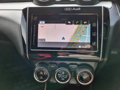 Suzuki Swift 1.2 GLX Navi Top สุด ปี 2019 ไมล์ 90,xxx km. เครื่อง เบนซิน เกียร์ Auto สีน้ำเงิน