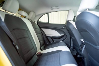 MG 3 1.5 HYBRID รุ่น X ปี 2024 สีเหลืองโฉม ปี24-ปัจจุบัน