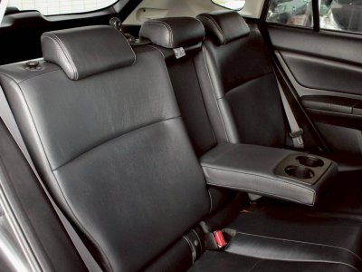 SUBARU XV, 2.0i AWD ปี 2012 โฉม ปี12-17 สีเทา เกียร์ออโต้ เครื่องยนต์ เบนซิน เลขไมล์เพียง 218,545 km.