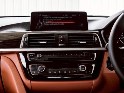 BMW SERIES3 330e LUXURY (LCI)ปี 2017 โฉม F30 ปี12-20 สีเทา เครื่องยนต์ เบนซิน + ไฟฟ้า เลขไมล์ 164,858 Km.