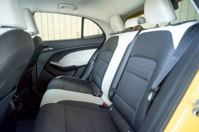 MG 3 1.5 HYBRID รุ่น X ปี 2024 สีเหลืองโฉม ปี24-ปัจจุบัน