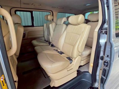 HYUNDAI H1, DELUXE ปี 2016 โฉม ปี08-18