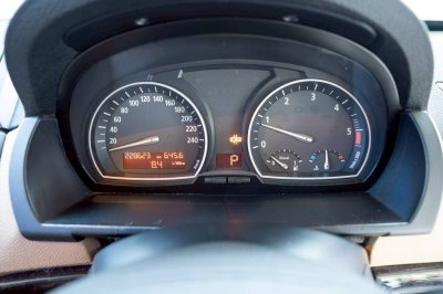 BMW X3, 2.0d ปี 2008 สีขาว เกียร์ A/Tโฉม E83 ปี03-10