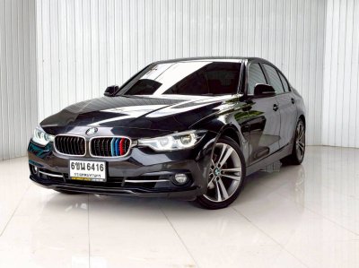 BMW SERIES 3, 330e sport ปี 2018 โฉม F30 ปี12-20 สีดำ เกียร์ Auto เครื่องยนต์ เบนซิน + ไฟฟ้า เลขไมล์เพียง 158,286 Km.