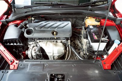 MG 5 1.5 X SUNROOF ปี 2023 สีแดงโฉม ปี21-ปัจจุบัน