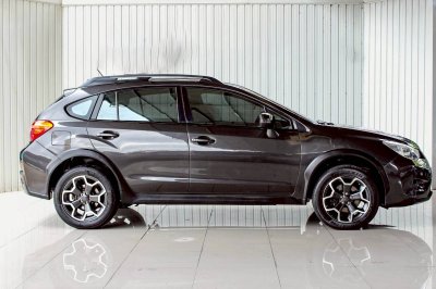 SUBARU XV, 2.0i AWD ปี 2012 โฉม ปี12-17 สีเทา เกียร์ออโต้ เครื่องยนต์ เบนซิน เลขไมล์เพียง 218,545 km.