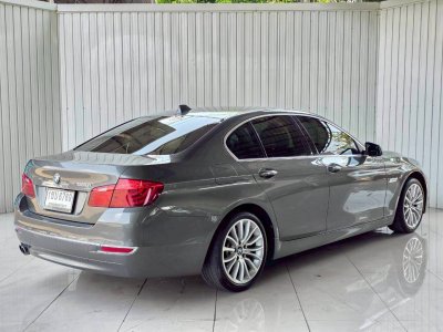BMW SERIES 5, 528i LUXURY ปี 2014 สีเทา เกียร์ A/T โฉม F10 ปี10-17 รถVat%