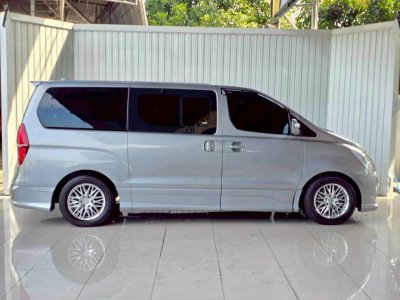 HYUNDAI H1, DELUXE ปี 2016 โฉม ปี08-18