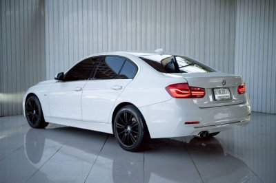 BMW 320d F30 ปี 2015 ดีเซลแรงประหยัด แต่งสวยครบ พร้อมใช้!