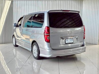 HYUNDAI H1, DELUXE ปี 2016 โฉม ปี08-18