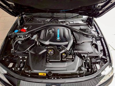 BMW SERIES 3, 330e sport ปี 2018 โฉม F30 ปี12-20 สีดำ เกียร์ Auto เครื่องยนต์ เบนซิน + ไฟฟ้า เลขไมล์เพียง 158,286 Km.