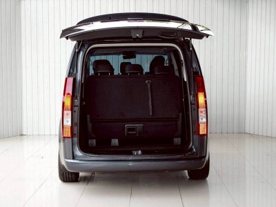 HYUNDAI STARIA, 2.2 S ปี 2022 โฉม STARIA เกียร์ AUTO สีเทา รถสวยครอบครัวพร้อมใช้งาน เครื่องยนต์ ดีเซล ไมล์แท้เพียง 85,137 km.