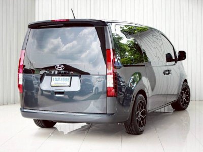 HYUNDAI STARIA, 2.2 S ปี 2022 โฉม STARIA เกียร์ AUTO สีเทา รถสวยครอบครัวพร้อมใช้งาน เครื่องยนต์ ดีเซล ไมล์แท้เพียง 85,137 km.