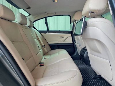BMW SERIES 5, 528i LUXURY ปี 2014 สีเทา เกียร์ A/T โฉม F10 ปี10-17 รถVat%
