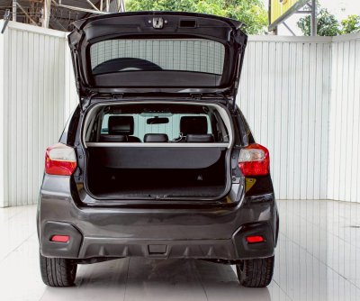 SUBARU XV, 2.0i AWD ปี 2012 โฉม ปี12-17 สีเทา เกียร์ออโต้ เครื่องยนต์ เบนซิน เลขไมล์เพียง 218,545 km.