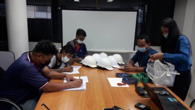 อบรมความปลอดภัยในการใช้ปั้นจั่น