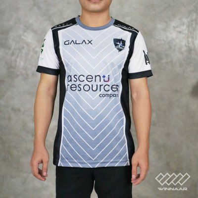 Esport Tshirt by winnaar garment  