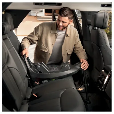 Full Base i-Size 360° Rotate ISOFIX System Full Base i-Size 360° Rotate ISOFIX System