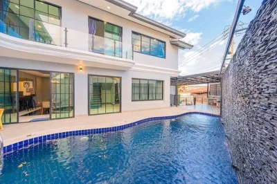 Pool villa for rent near walking street