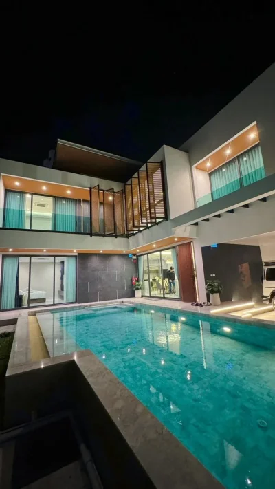 For rent Modern Luxury Pool villa