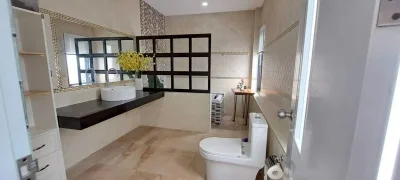 Pool villa for sale or rent Railway rd. Chaiyapruk2 near Jomtien