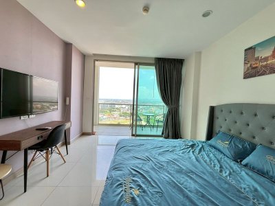 The Riviera Wongamat Beach for rent !