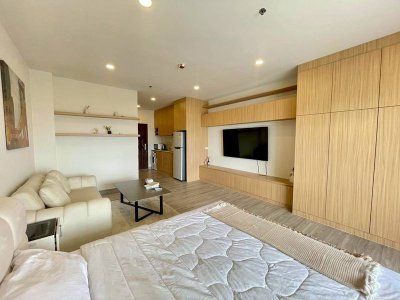 For Rent - View Talay 8 Beach front condominium Jomtien beach/ Pattaya
