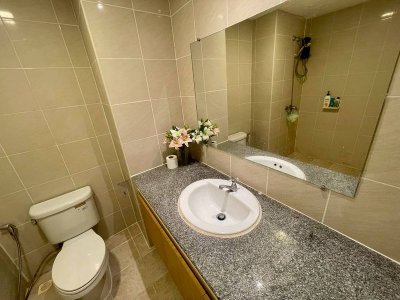 For Rent - View Talay 8 Beach front condominium Jomtien beach/ Pattaya