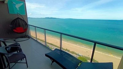 Aeras Beachfront Condo | Jomtien