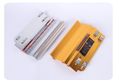 เครื่องเข้ามุม 45 องศาอลูมีเนียม สีเงิน