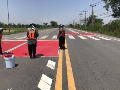 งานตีเส้นจราจร