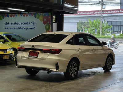 Yaris Ativ รย.18 รถใหม่ป้ายแดง