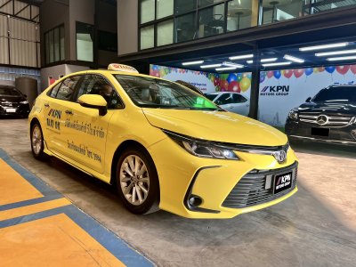 ALTIS 1.6 G ออโต้ LPG