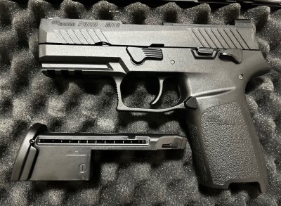 UDL SIG P320 M18  AEG gelblaster