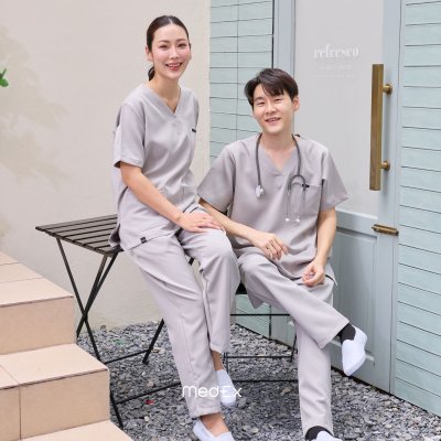 ชุดสครับ ใส่ได้ทั้งชายและหญิง เสื้อ+กางเกง สีเทา รุ่นCloud Wear ผ้านุ่ม ไม่ยับ