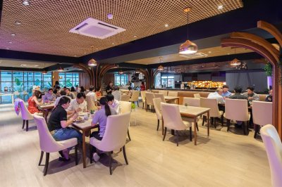 Atmosphere Inside 64 Restaurant