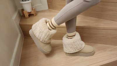 เช่าเสื้อโค้ท Freezy Chic Coat รองเท้า ผ้าขนสัตว์ สีครีม รุ่น 0277BWCM36
