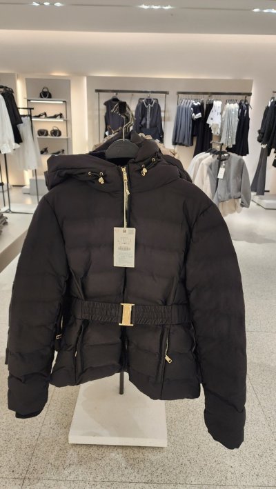 เช่าเสื้อโค้ท Freezy Chic Coat เส์้ื้อโค้ท ZARA ขนเป็ด,โพลีนวม สีดำ รุ่น 0337CDBKL