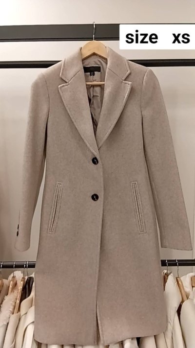 เช่าเสื้อโค้ท Freezy Chic Coat เสื้อโค้ทยาว ZARA ผ้าโพลีเอสเตอร์ สีครีม รุ่น 0339LPCMXS