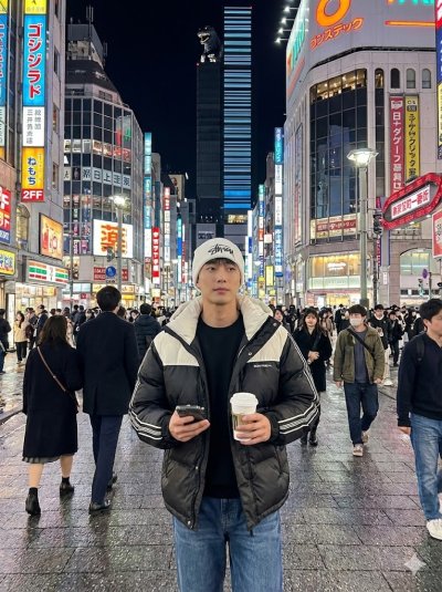 เสื้อกันหนาวผู้ชาย