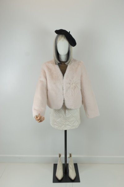 เช่าเสื้อโค้ท Freezy Chic Coat เสื้อโค้ทสั้น ผ้าขนสัตว์ สีชมพู	 รุ่น 0029CWPKF