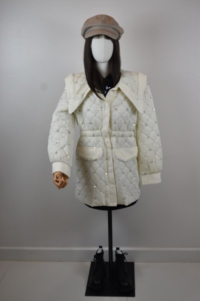 เช่าเสื้อโค้ท Freezy Chic Coat เสื้อโค้ทสั้น ผ้าโพลีเอสเตอร์ สีขาว รุ่น 0123CPWTS