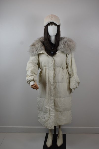 เช่าเสื้อโค้ท Freezy Chic Coat เสื้อโค้ทยาว ขนเป็ด,โพลีนวม สีครีม รุ่น 0140LDCMS