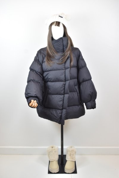 เช่าเสื้อโค้ท Freezy Chic Coat เสื้อโค้ทสั้น-0188CDBK ขนเป็ด,โพลีนวม สีดำ รุ่น 0188CDBKS