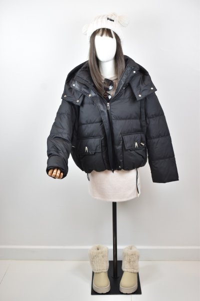 เช่าเสื้อโค้ท Freezy Chic Coat เสื้อโค้ทสั้น ขนเป็ด,โพลีนวม สีดำ รุ่น 0189CDBKM