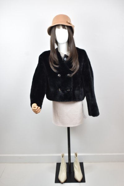 เช่าเสื้อโค้ท Freezy Chic Coat เสื้อโค้ทสั้น ผ้าขนสัตว์ สีดำ รุ่น 0193CWBKF