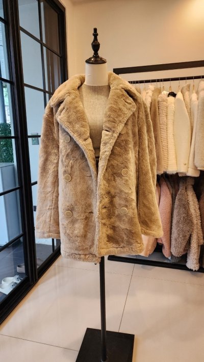 เช่าเสื้อโค้ท Freezy Chic Coat เสื้อโค้ทสั้น ผ้าขนสัตว์ สีน้ำตาล รุ่น 0252CWBWL